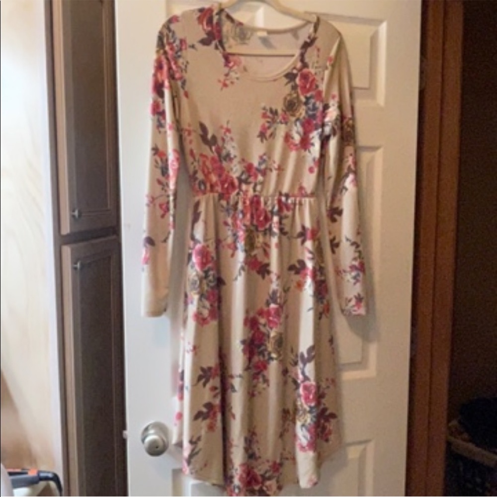 Tea Length Dress with Pockets